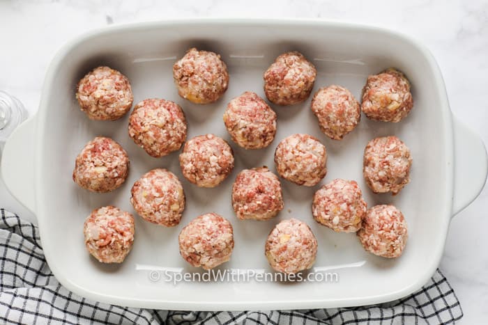 Sonkás golyók egy rakott ételre