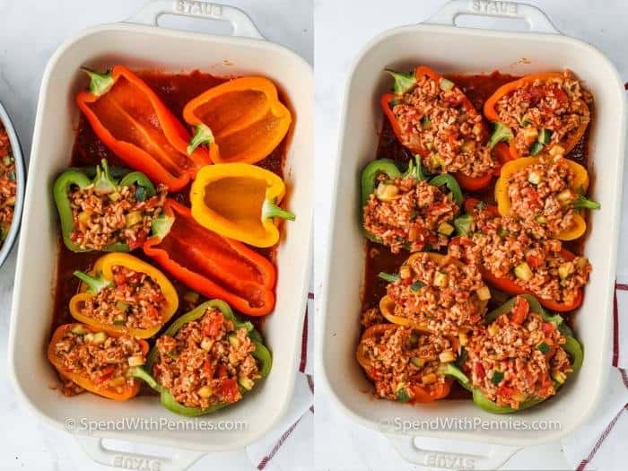 a töltelék hozzáadása a serpenyőben lévő paprikához, hogy őrölt pulyka töltött paprikát készítsen