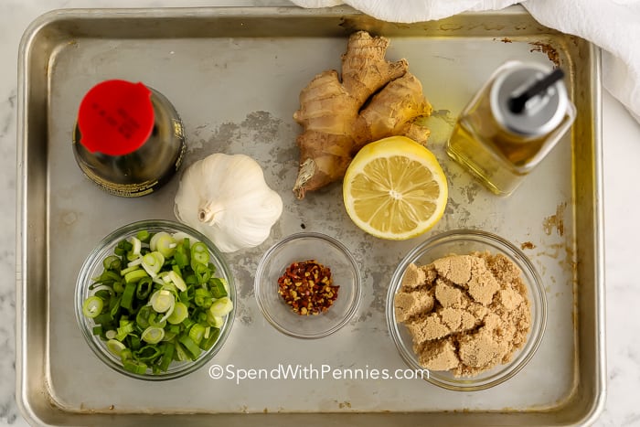 Hozzávalók a gyömbéres szójapáchoz egy lapos serpenyőben