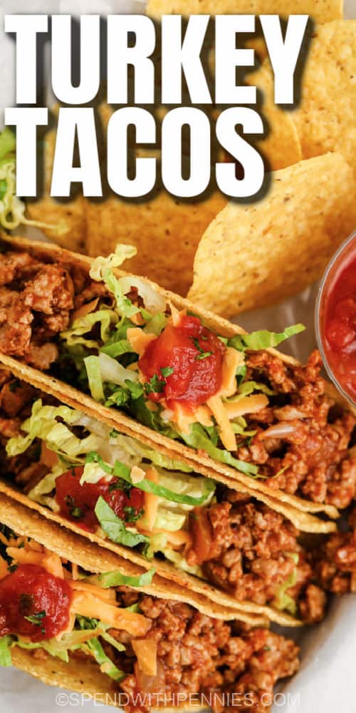 közelről az Easy Turkey Tacos címmel