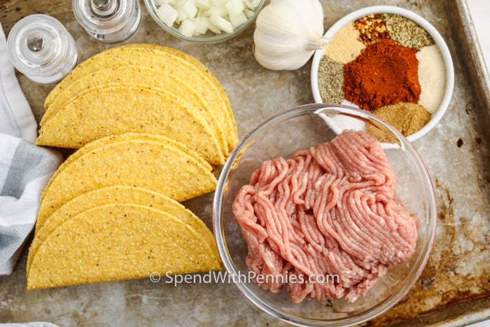 összetevők az Easy Turkey Tacos elkészítéséhez