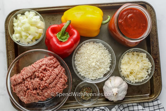 A légsütővel töltött paprika elkészítése finoman egyszerű recept. Húsz perc alatt elkészülnek, és az előkészítés is könnyű! # költés pennyekkel # sütőpaprikával # töltöttpaprika #egy # recept # egészséges # rizs # marhahús # könnyű # legjobb # hajszárító Hozzávalók a Air Fryer töltött paprika elkészítéséhez