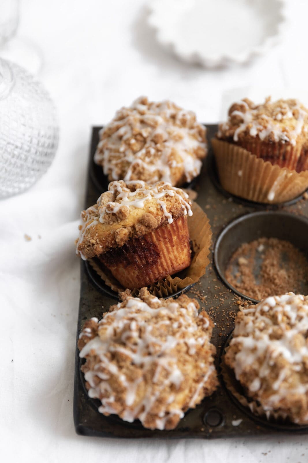 kávé sütemény muffin egy muffintálcában