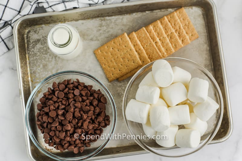 összetevők a Hot S'mores Dip elkészítéséhez