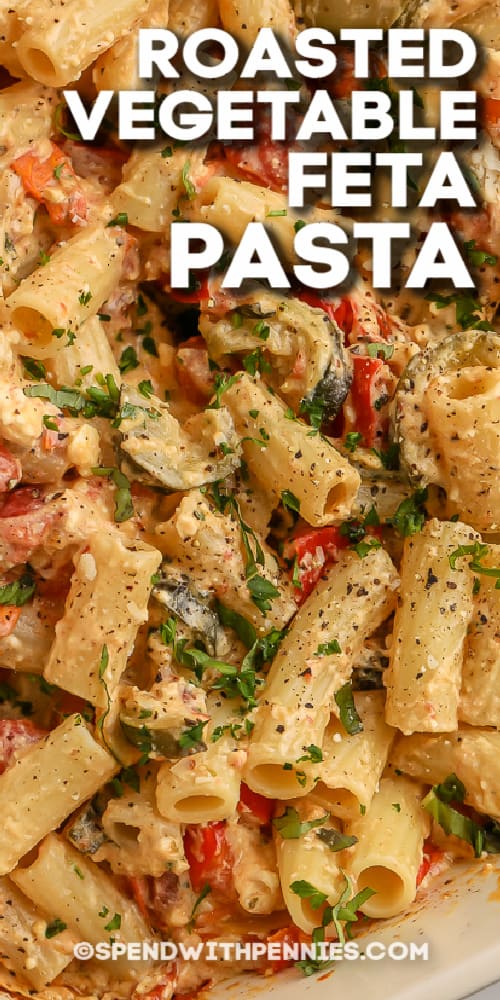 A feta tészta gyors és egyszerű vacsora recept krémes mártással és sült paradicsommal. Olyan egyszerű és ínyenc kóstoló, nem csoda, hogy ez a vírusos recept annyira vad népszerűségnek örvend. #spendwithpennies #fetapasta #fetapastarecipe #baked #tomato #tiktok #viral #creay #cherrytomato # easy #onepan #howtomake #oven #baked kész sült zöldséges feta tészta szöveggel