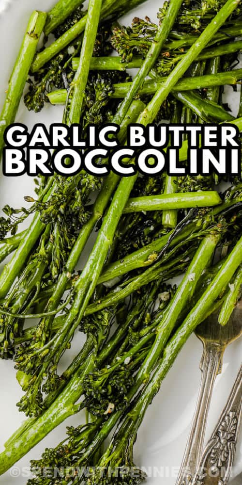 Közelkép a fokhagyma Broccolini címmel